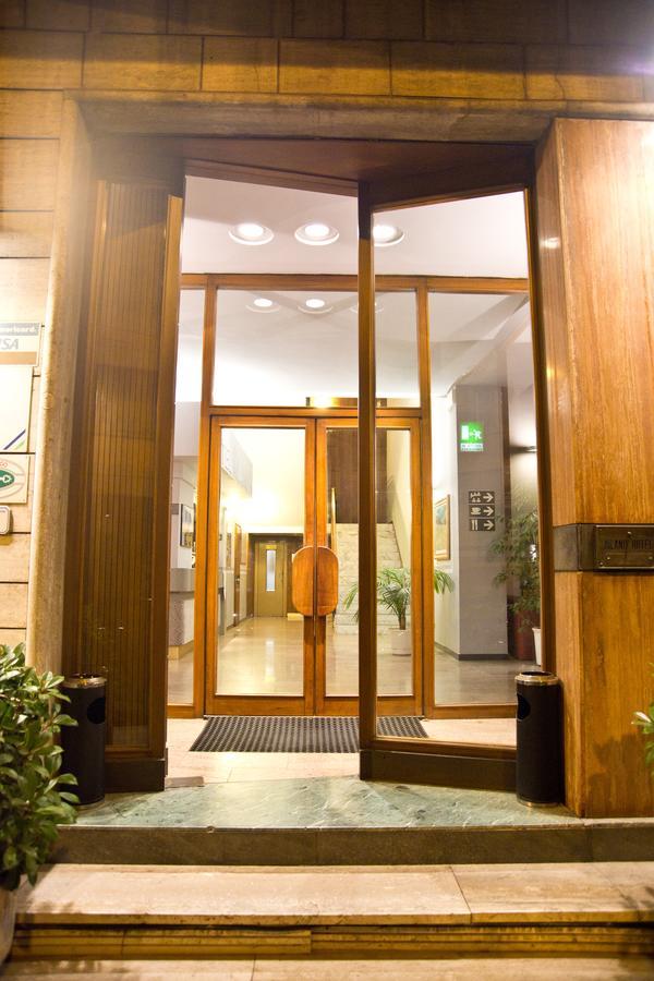 Hotel Milano Pistoia Exterior photo